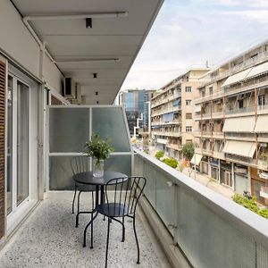 A New Happy 2 Bdr Apartment That Has A Soul Atina Exterior photo