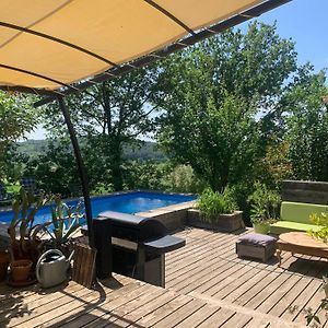 Jolie Maison En Bois Avec Piscine Villa Saint-Césaire-de-Gauzignan Exterior photo