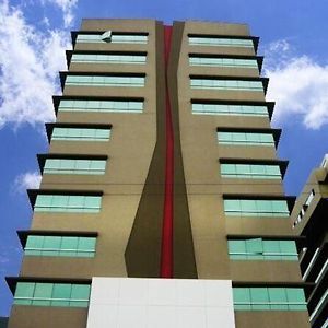 Edificio Torres Sol Daire Guayaquil Exterior photo
