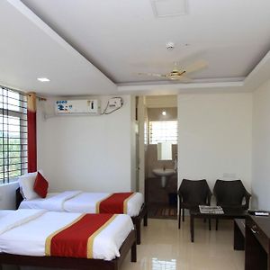 Oyo Sri Sai Residency Otel Bidadi Exterior photo