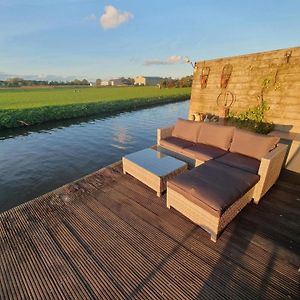 Chalet Op Zee In Wervershoof Mit Seeblick Und Terrasse Mit Eigenen Zugang Zum Wasser Villa Exterior photo