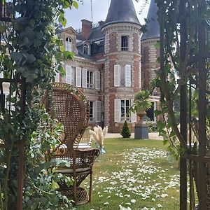 Chateau De La Plumasserie Otel Fontenay-Trésigny Exterior photo