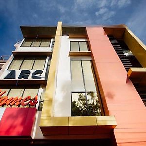 Arc Homes Hotel Panglao Powered By Cocotel Exterior photo