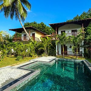 The Lookout Lodge Tangalle Exterior photo