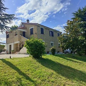 La Casa Del Duca Konuk evi Montalto delle Marche Exterior photo