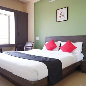 Oyo Chinthu Comforts Otel Tumkur Exterior photo