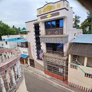 Marudha Temple View Thiruvidaimaruthur Daire Thiruvidaimarudur Exterior photo