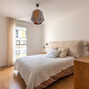 Premium Nest Heart Of The City Issy With Parking Daire Exterior photo