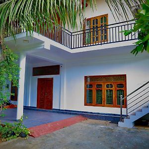 Columbus Villa Jaffna Exterior photo