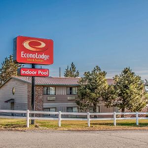 Econo Lodge Inn & Suites Madras Exterior photo