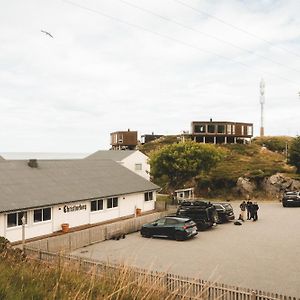 Christineborg Gjestehus Runde Otel Exterior photo