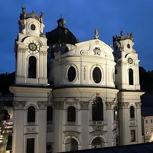 Salzburg-Altstadt-Apartement Exterior photo