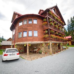 Casa Binu Otel Arieşeni Exterior photo