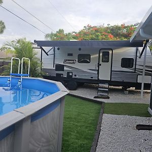 Cozy Caravan In Wonderful Fort Myers Otel Exterior photo