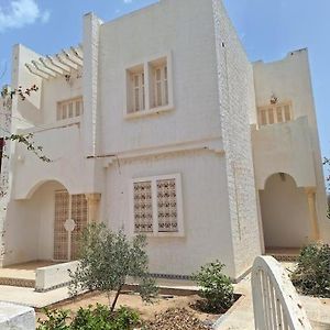 Villa A Proximite De La Plage Djerba Midoun Exterior photo