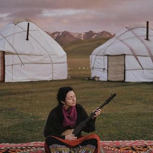 Zalkar Yurt Camp Otel Song-Kul Exterior photo