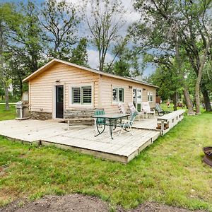 Charming Minnesota Cabin With Dock On Big Pine Lake! Perham Exterior photo