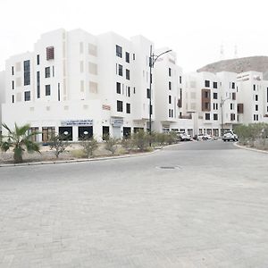 Near Alqurum Beach, Free Parking Daire Maskat Exterior photo