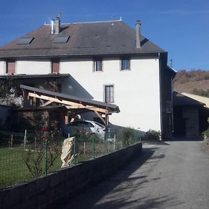 Maison D'Hotes Chez Sylvie Et Guy Quenard Otel Chignin Exterior photo