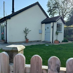 Quaker Cottage Painswick Exterior photo