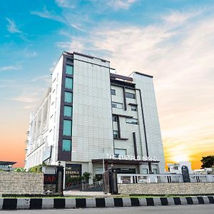 The Emerald Grand Otel Dehradun Exterior photo