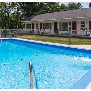 1848 Inn Weirs Beach Exterior photo