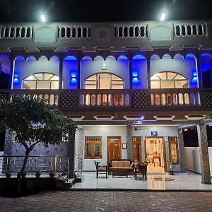 Nallur Holidays Inn Jaffna Exterior photo