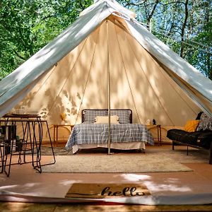 Nestled Farm Yurt - Lookout Mountain View Otel Chattanooga Exterior photo