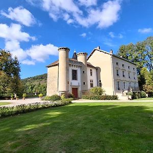 Chateau De Maillat Otel Exterior photo