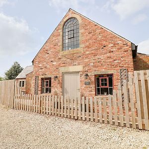 Hunters Lodge At Wildersley Farm Belper Exterior photo