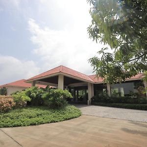 Club Mahindra Pavagadh Otel Rawālia Exterior photo