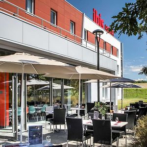 Ibis Saint-Genis-Pouilly Geneve Otel Exterior photo