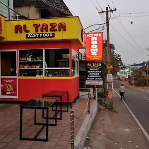 Thekkumpuram Residency Kerala Otel Kondotty Exterior photo