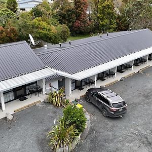 Sun Valley Motel Wellsford Exterior photo