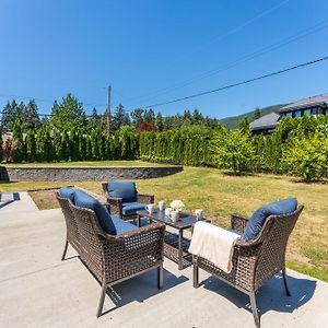 Chic 5Br North Vancouver Retreat Ideal For Groups Daire Exterior photo