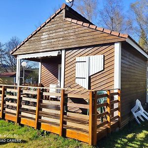 Chalet Bois 4 Personnes Avec Exterieur Prive Daire Saint-Rémy-sur-Durolle Exterior photo