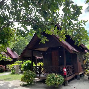 The Reef Chalet - Perhentian Besar Otel Kampong Pasir Hantu Exterior photo