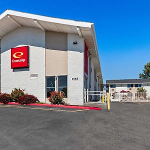 Econo Lodge Idaho Falls Exterior photo