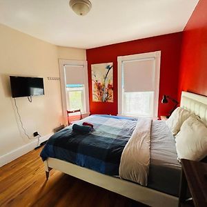 Nice Room In Fed Hill, Downtown With Shared Bathroom And Kitchen Bc Providence Exterior photo