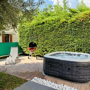 Casa Di Bianca Con Jacuzzi Privata Riscaldata Daire Pedemonte Exterior photo