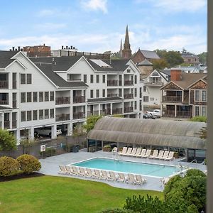 Club Wyndham Newport Onshore Otel Exterior photo