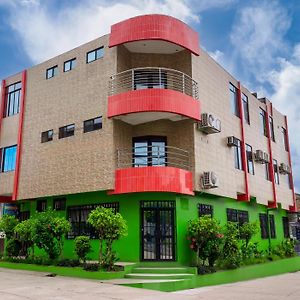 Hospedaje Las Amazonas Otel Iquitos Exterior photo