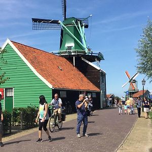 Stay Overnight At Windmill Village Zaanse Schans - Amsterdam Zaandam Exterior photo