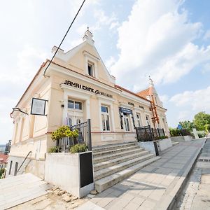 Penzion Nad Lavkou Otel Uherský Brod Exterior photo