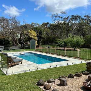 Homestead Pool House, Heated Pool, Spa, Basketball Court, Playground, Close To Adventure Park, Wineries, Golf, Beaches Wallington Exterior photo