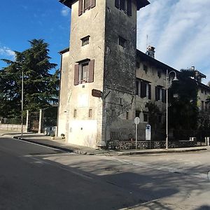 Al Castello Di Aiello Otel Aiello del Friuli Exterior photo