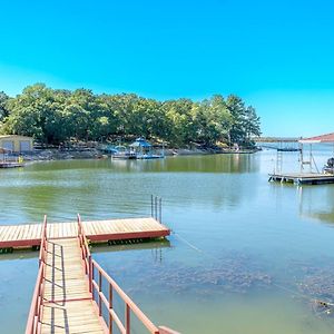 Lakefront Dock Fire Pit Sleeps 8 Villa Nocona Exterior photo