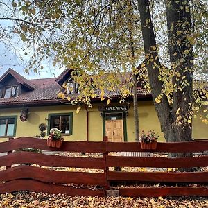 Zajazd Gajowka Otel Zwierzyniec Exterior photo