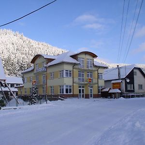 Penzion Centrum Otel Oravsky Biely Potok Exterior photo