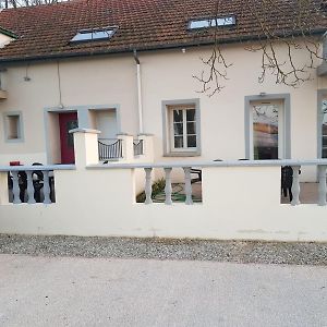 Logement A 5Min De Longvic Villa Fénay Exterior photo